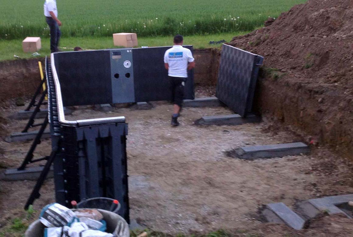 Poolbau Aachen Montage